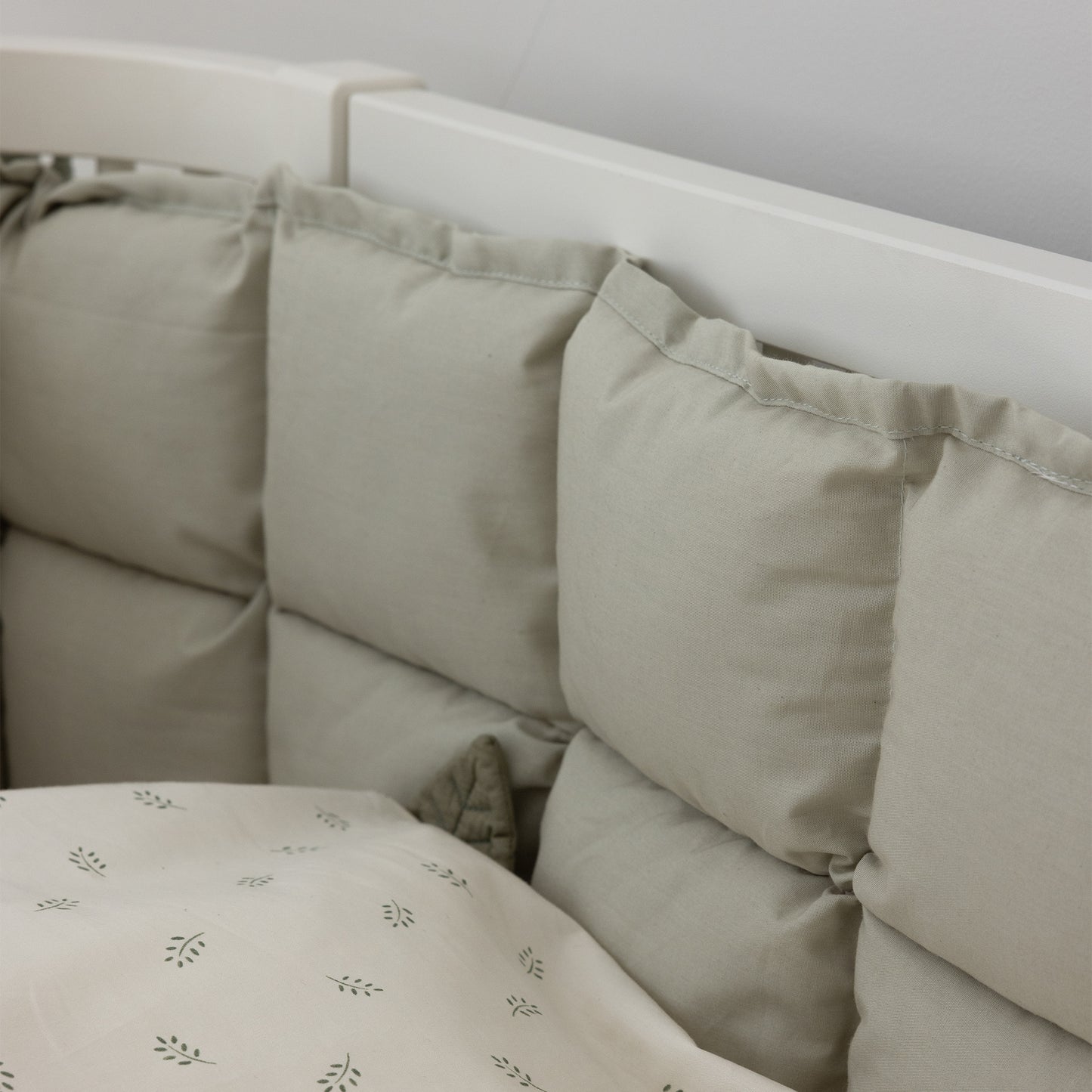 Sebra, Reunapehmuste 180cm Kapok, Mist Green