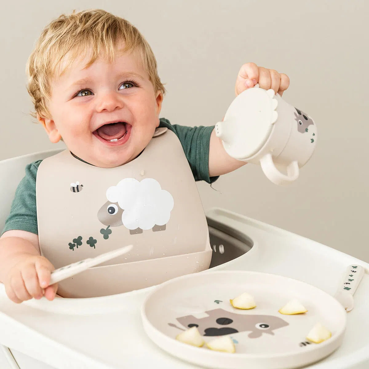 Tiny Farm, Bib, Sheepy Sand