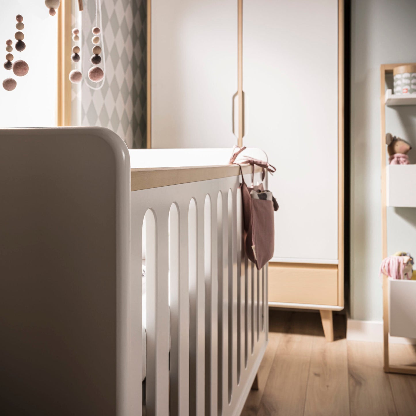 Inmondo, Loopi, Vaatekaappi, White