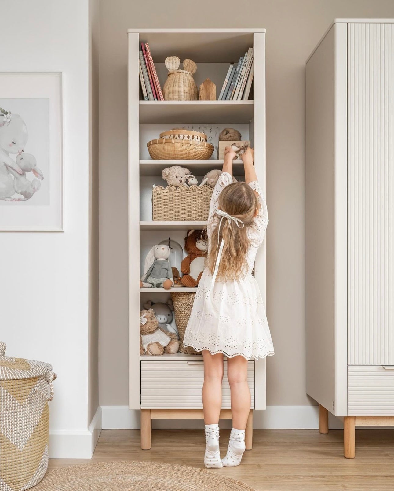 Pinio, Miloo Bookshelf High, Champagne