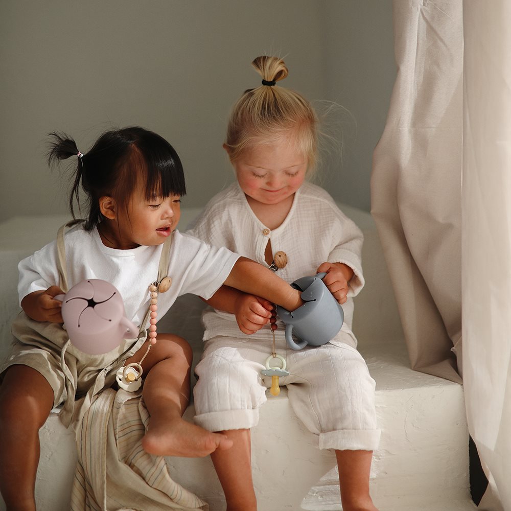 Mushie, Silicone Snack Cup, Ivory