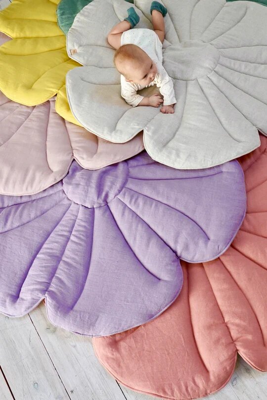 Moi Mili Playmat, Linen Bloom "Light Pink Lily"