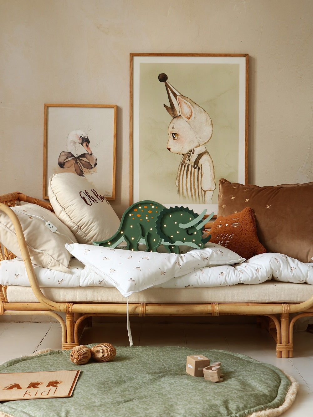 Små ljus, nattlampa, dinosaurie, triceratops, militärgrön