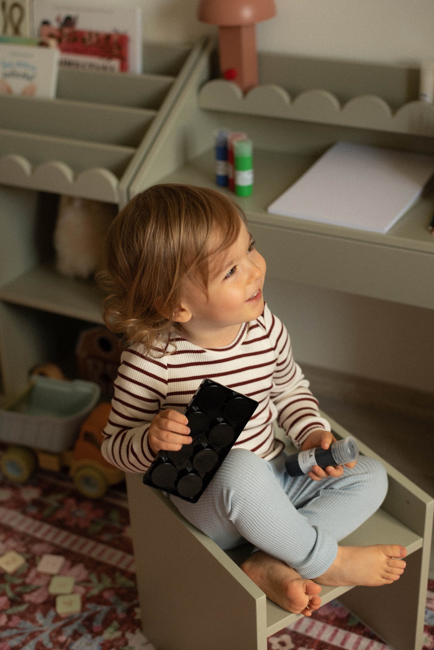 Book Nook, Montessori Pöytä ja Tuolit, Sage