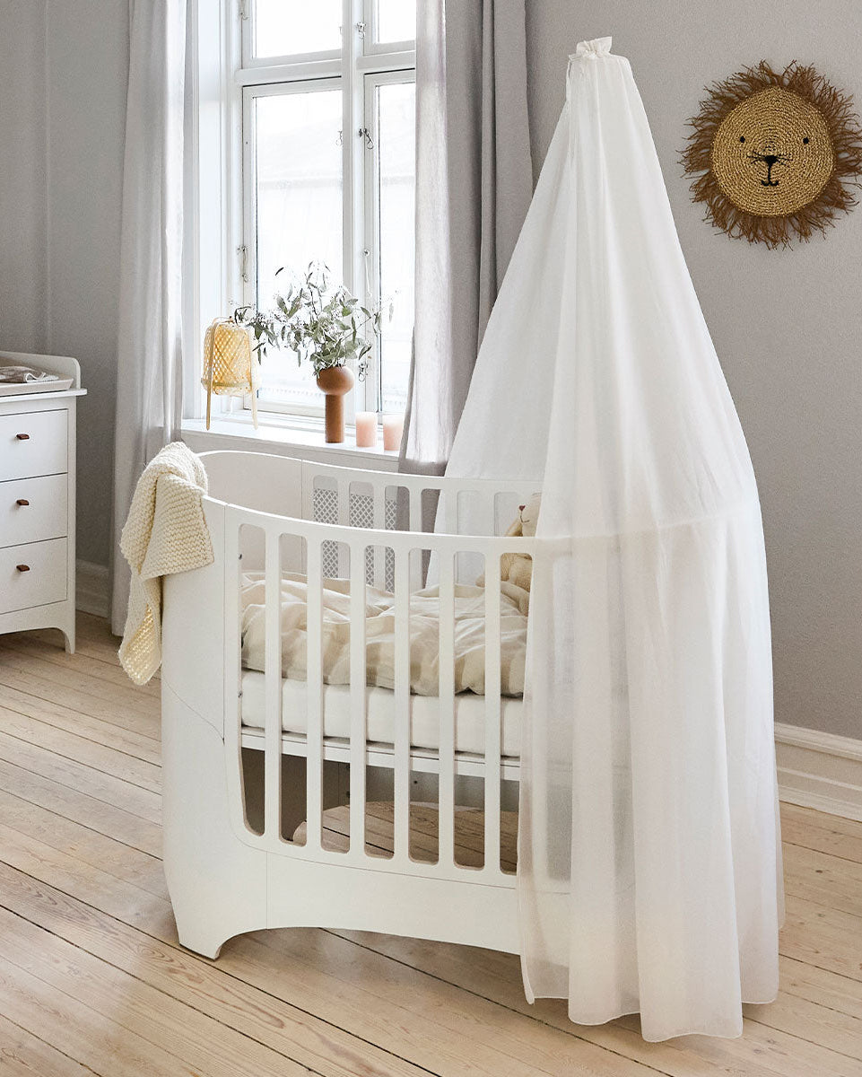 Leander Classic, Pinnasänky, White