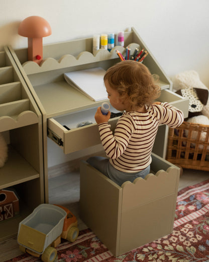Book Nook, Montessori Pöytä ja Tuolit, Sage