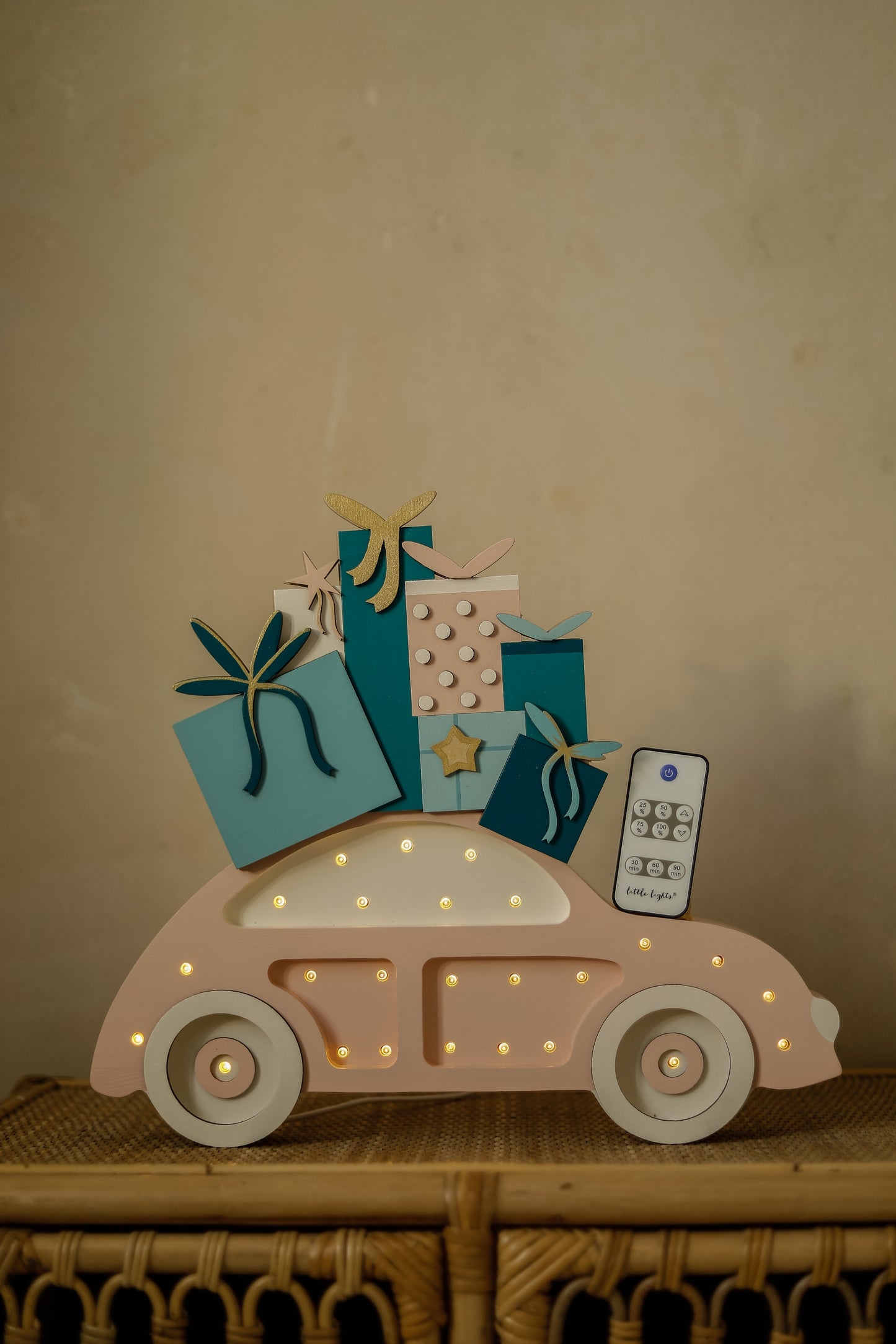 Little Lights, Yövalo, Beetle Car, Christmas Edition Pink