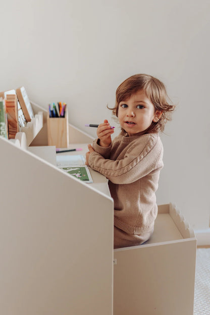 Book Nook, Montessori Pöytä ja Tuolit, Latte