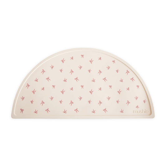 Mushie, Silikoni Ruokailualusta, Bows