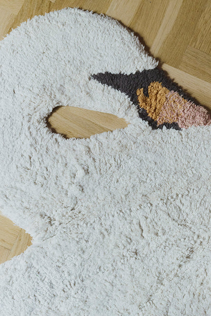 Swan Lake, Pestävä Matto, Swan