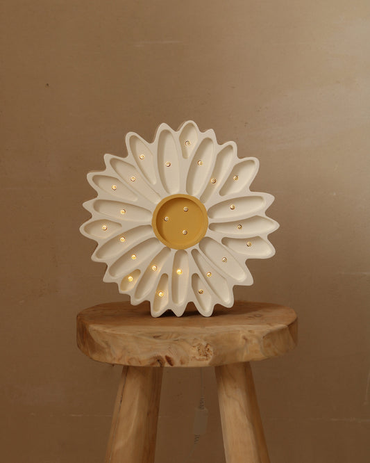 Little Lights, Yövalo Daisy, White