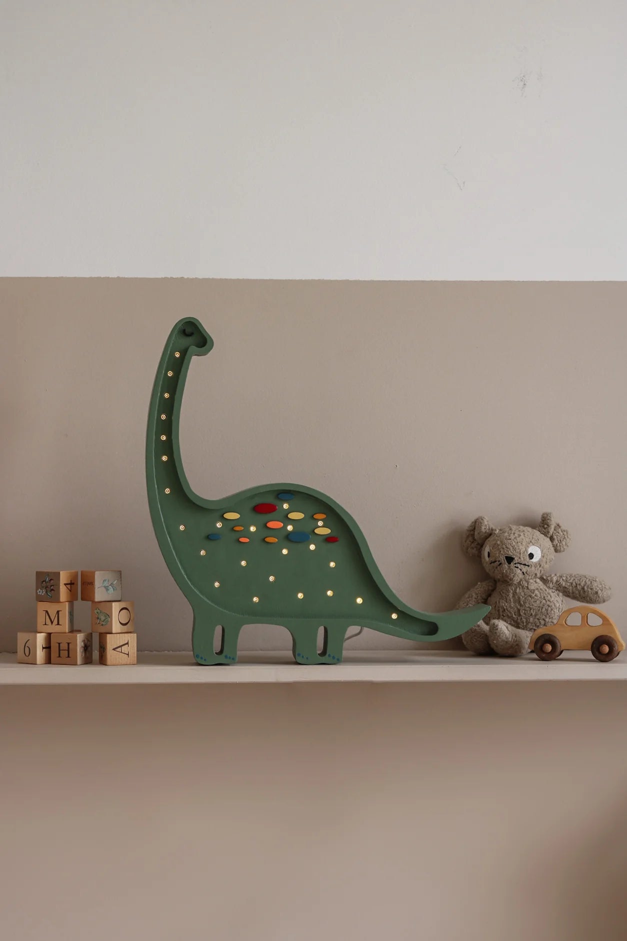 Små Ljus, Nattlampa Diplodocus, Militärgrön