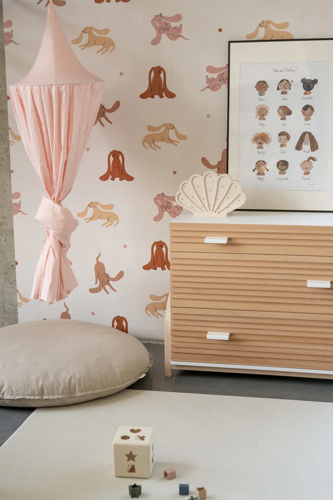 Matuu, Vuodekatos, Blush Stars