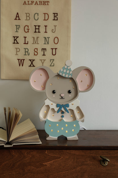 Little Lights, Yövalo, Felix The Mouse, Cloudy Blue