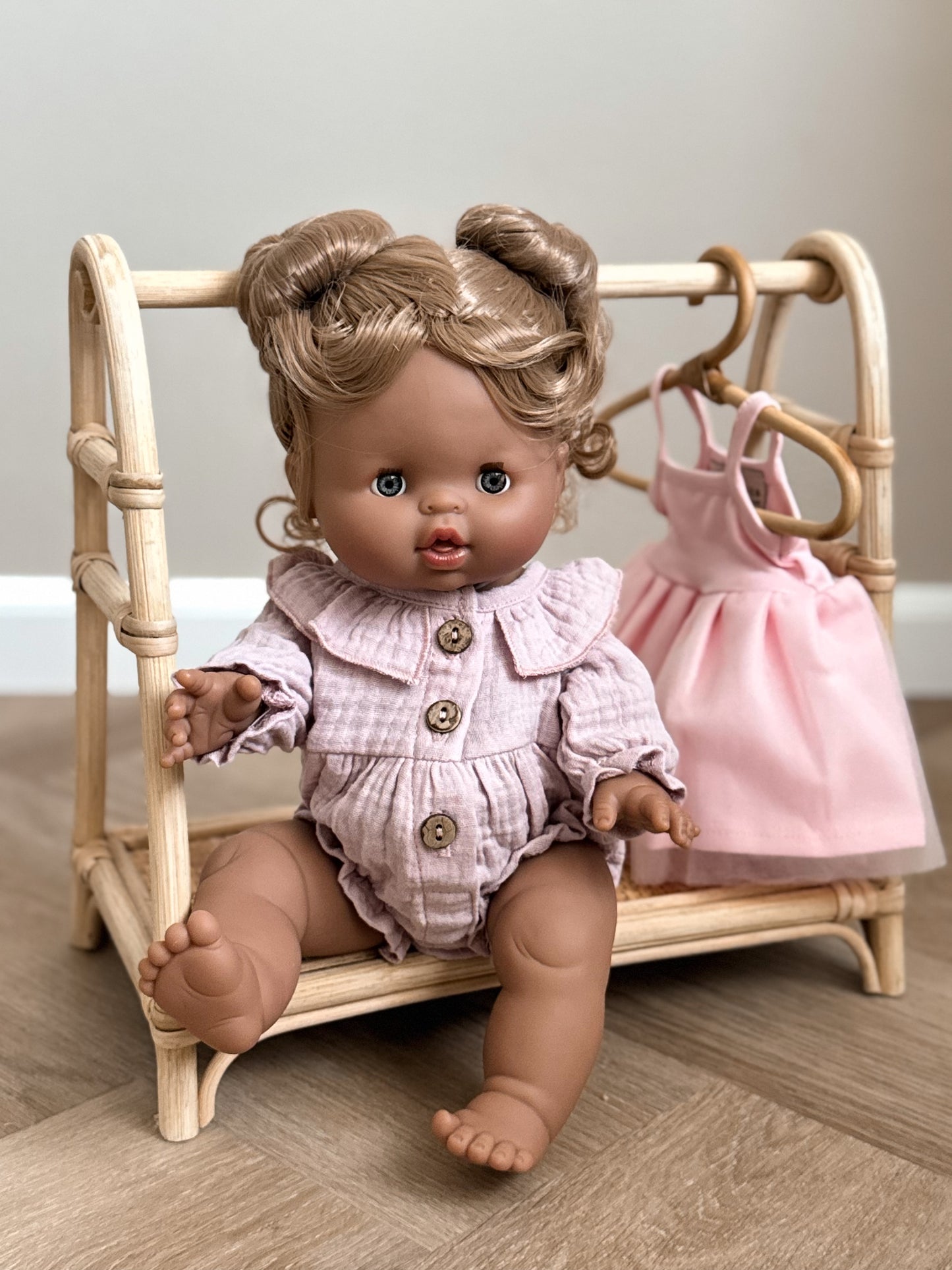 Minikane Doll, Louise