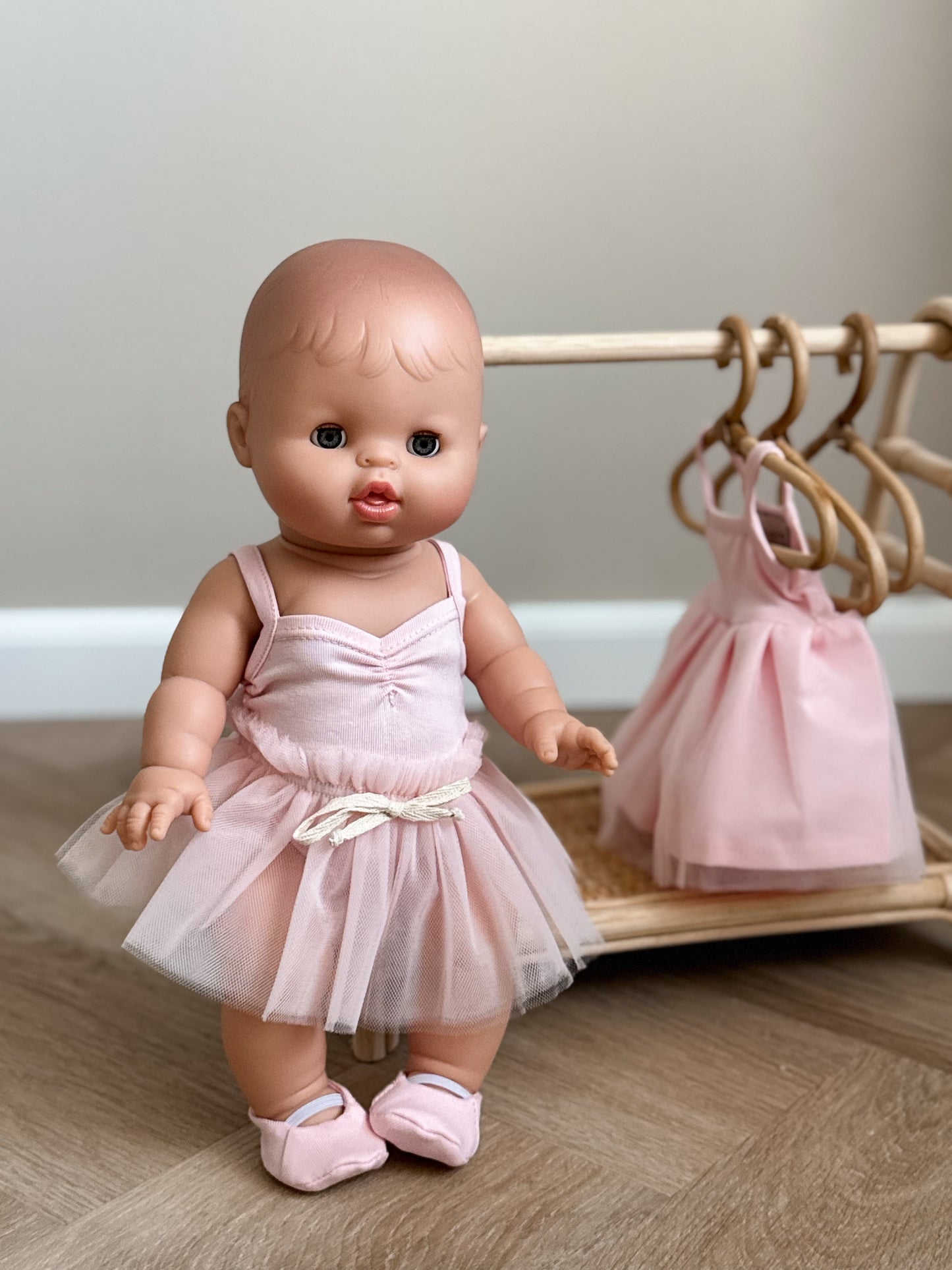 Minikane, Gordis Nukke Sleepy-eyed,  Lily