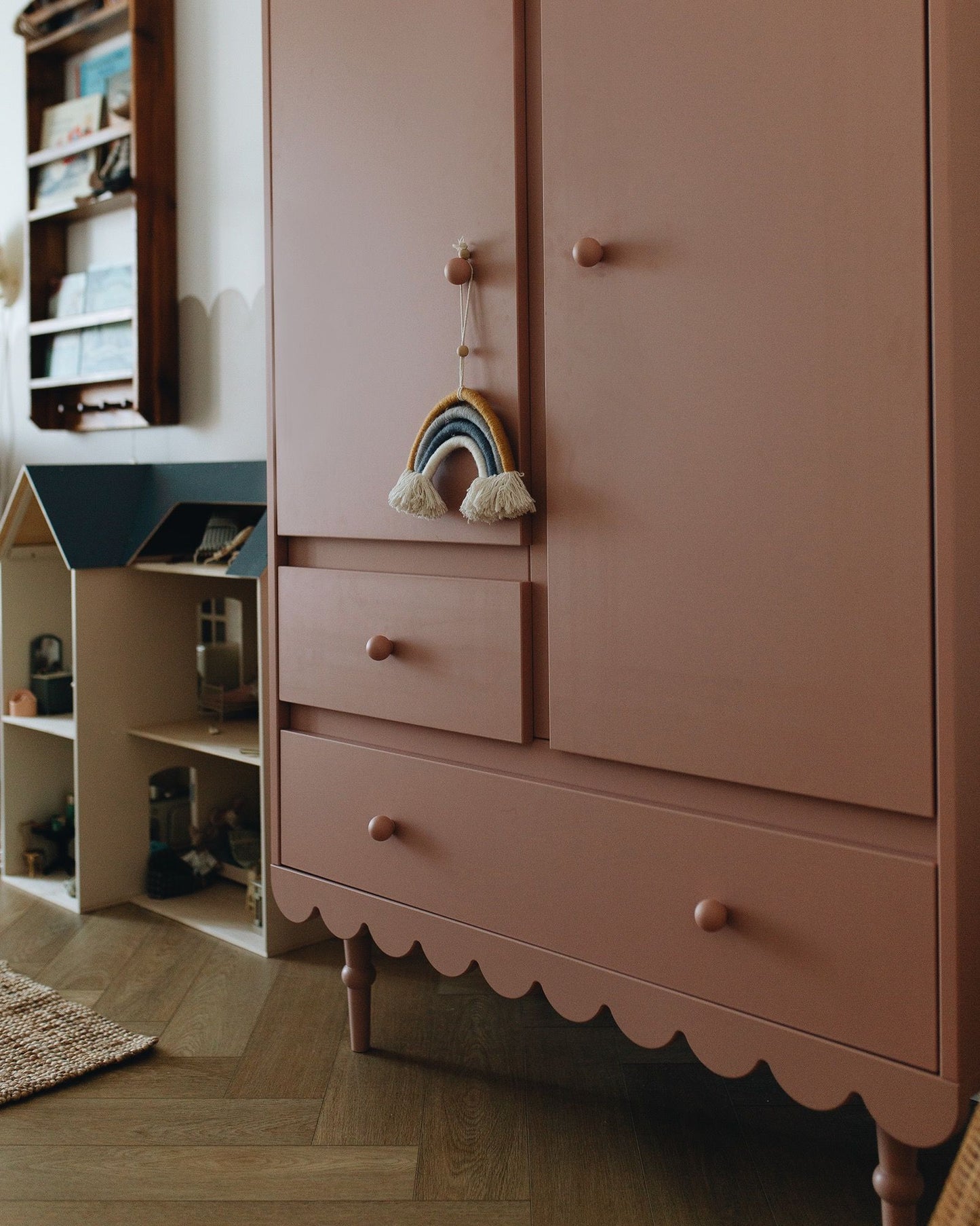 Wood Luck Design, garderob, Babushka naturrosa