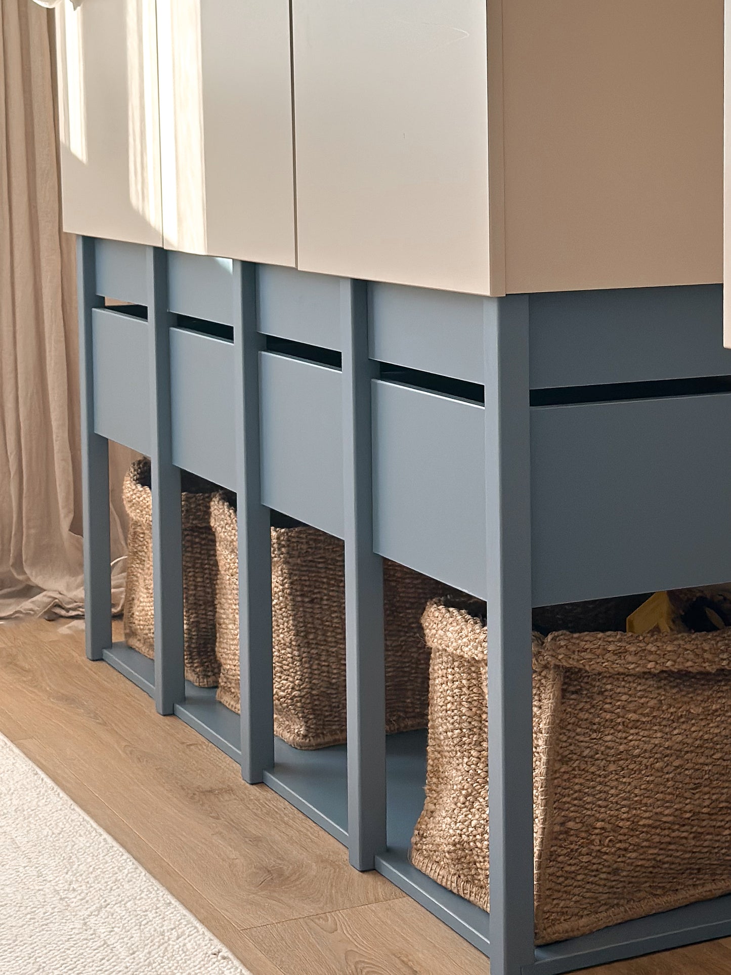 Wood Luck Design, Lipasto, Tweens Muted Blue