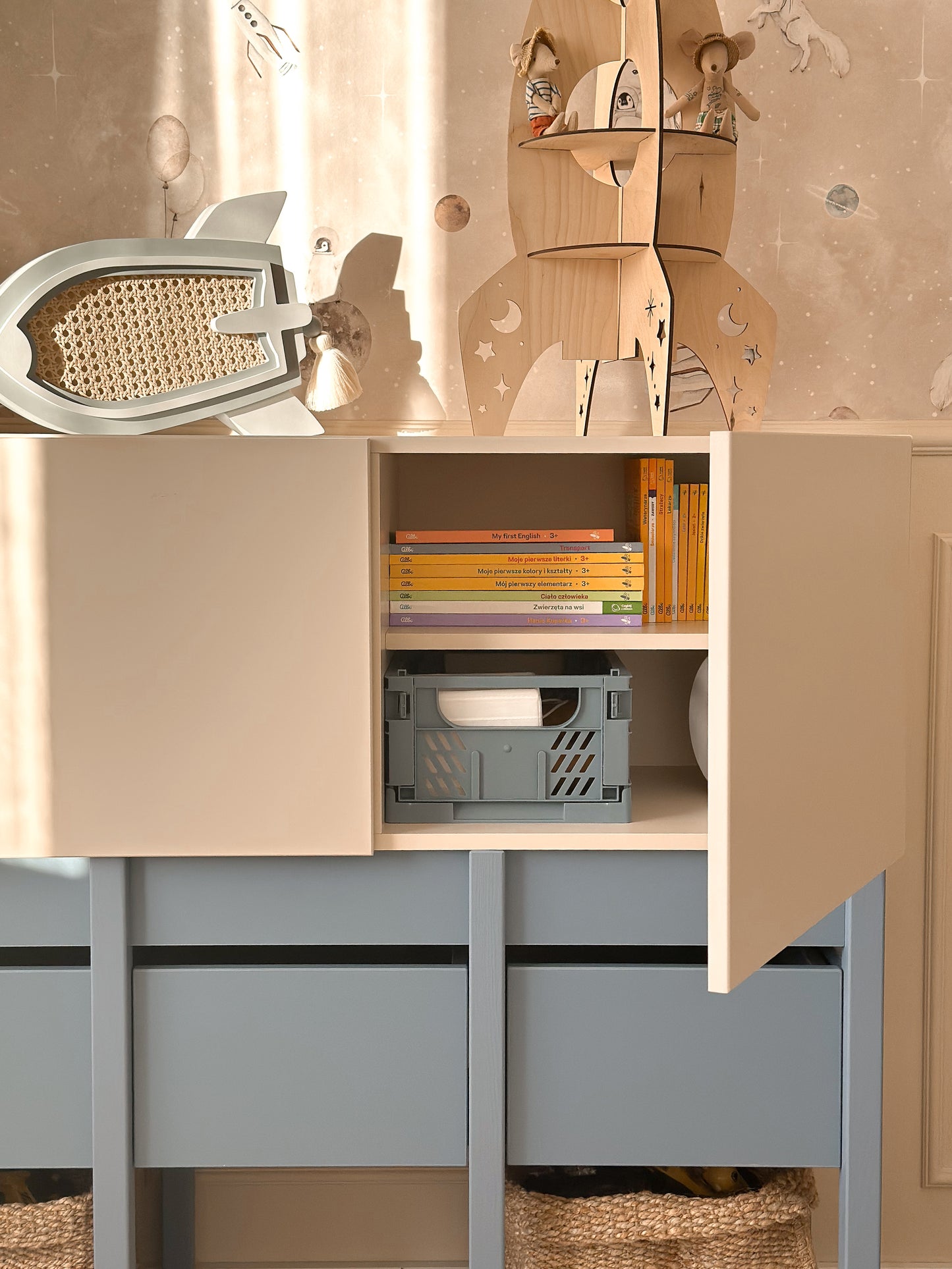 Wood Luck Design, Lipasto, Tweens Muted Blue