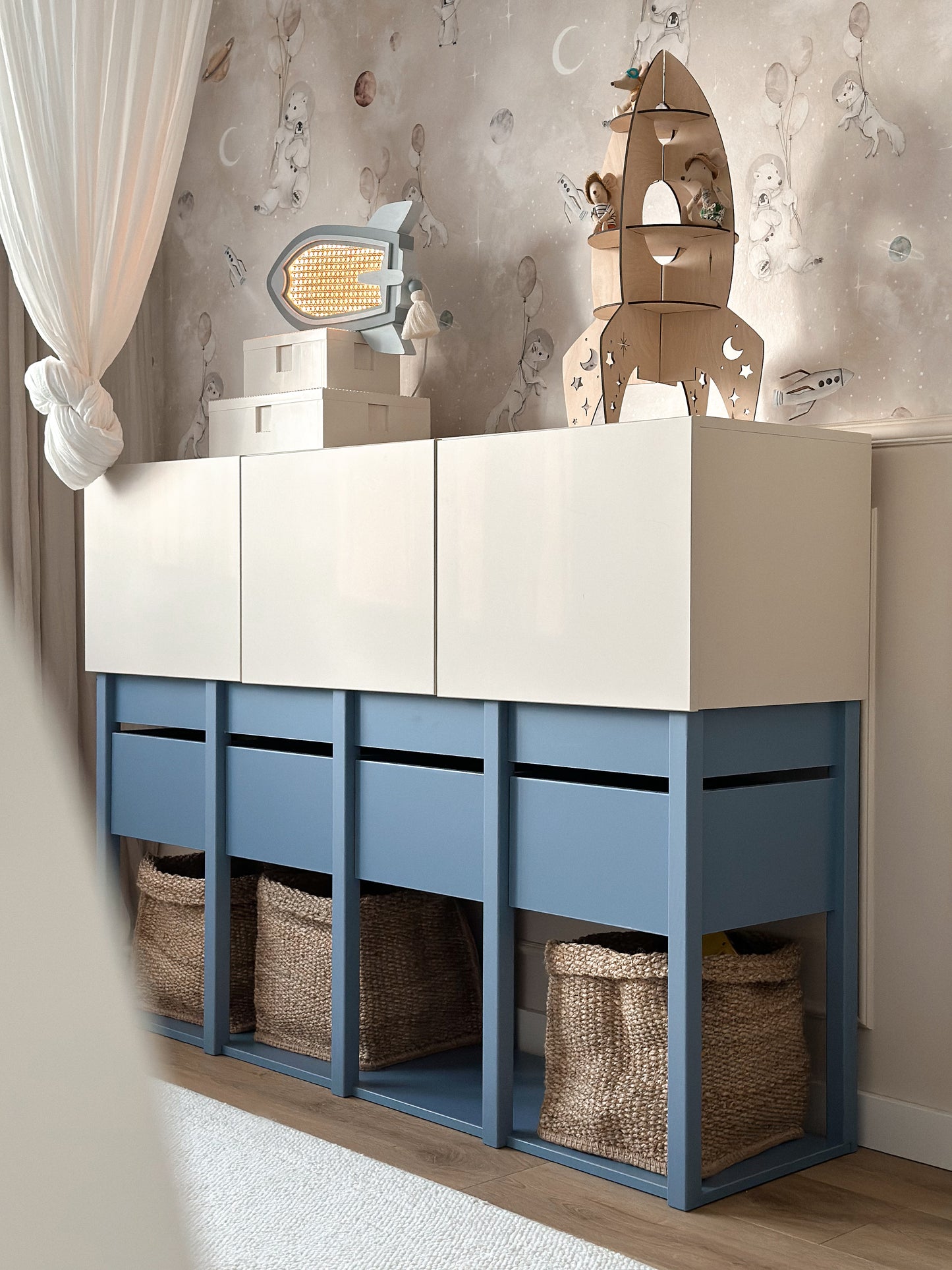 Wood Luck Design, Lipasto, Tweens Muted Blue