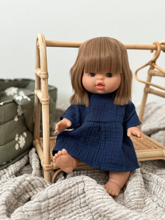 Minikane Sleepy-eyed Nukke, Yze, Eri asuja