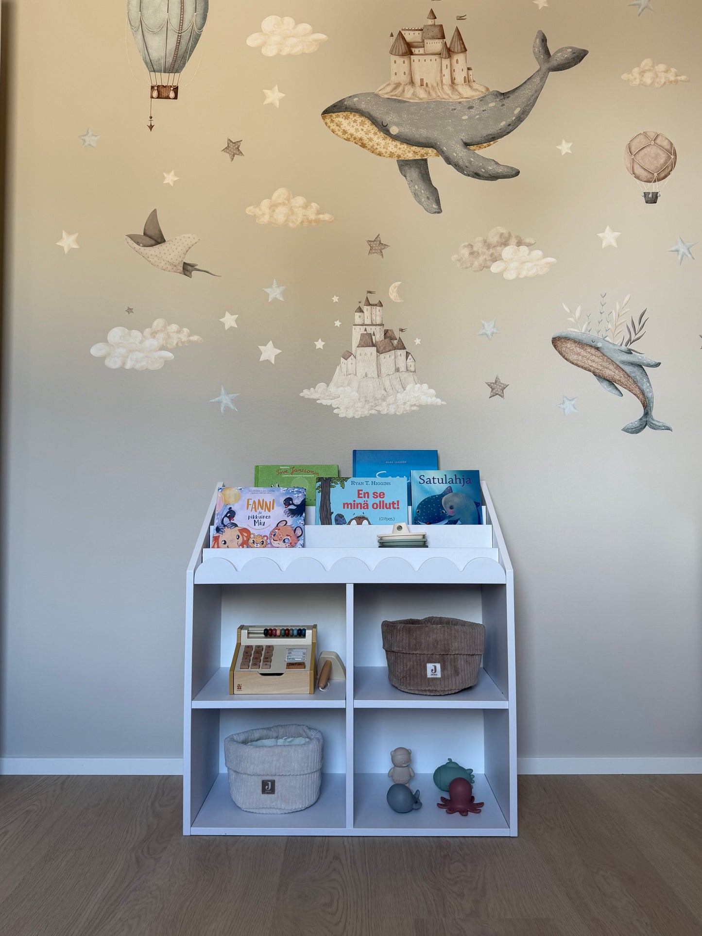 Book Nook, Montessori Kirjahylly, Snow White