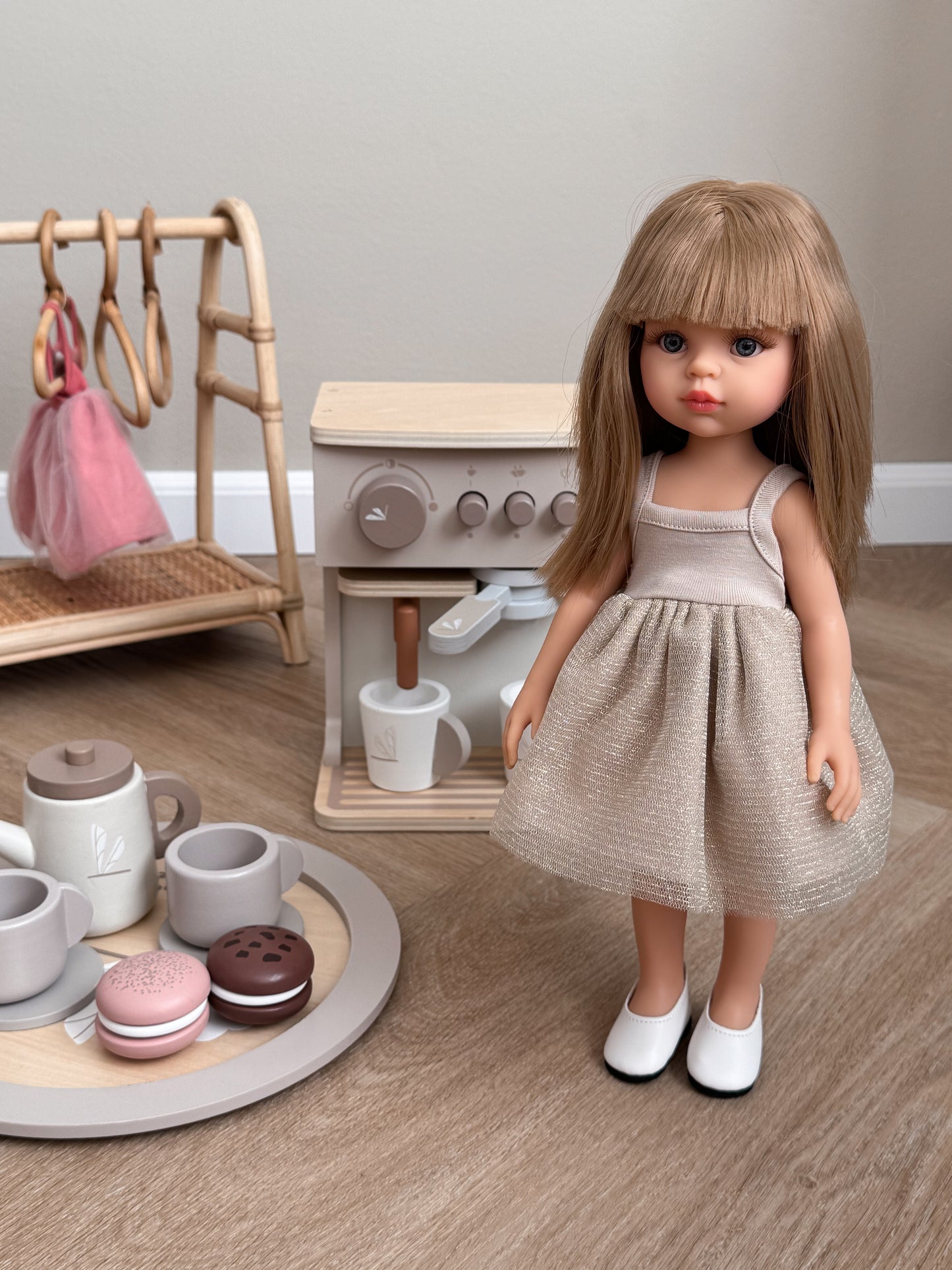 Minikane, Amigas, Nukke Carla