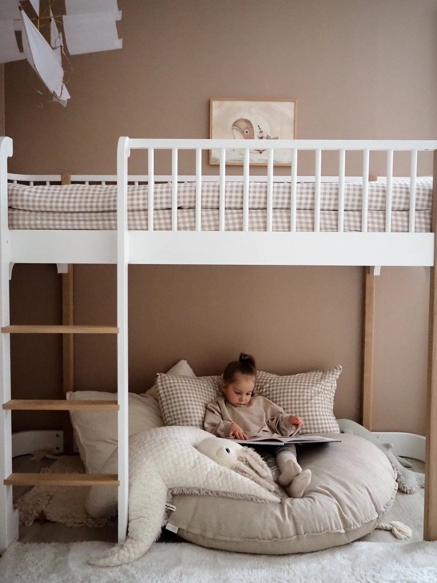 Fitwood, Lattiatyyny, Hiekka tai Kivi