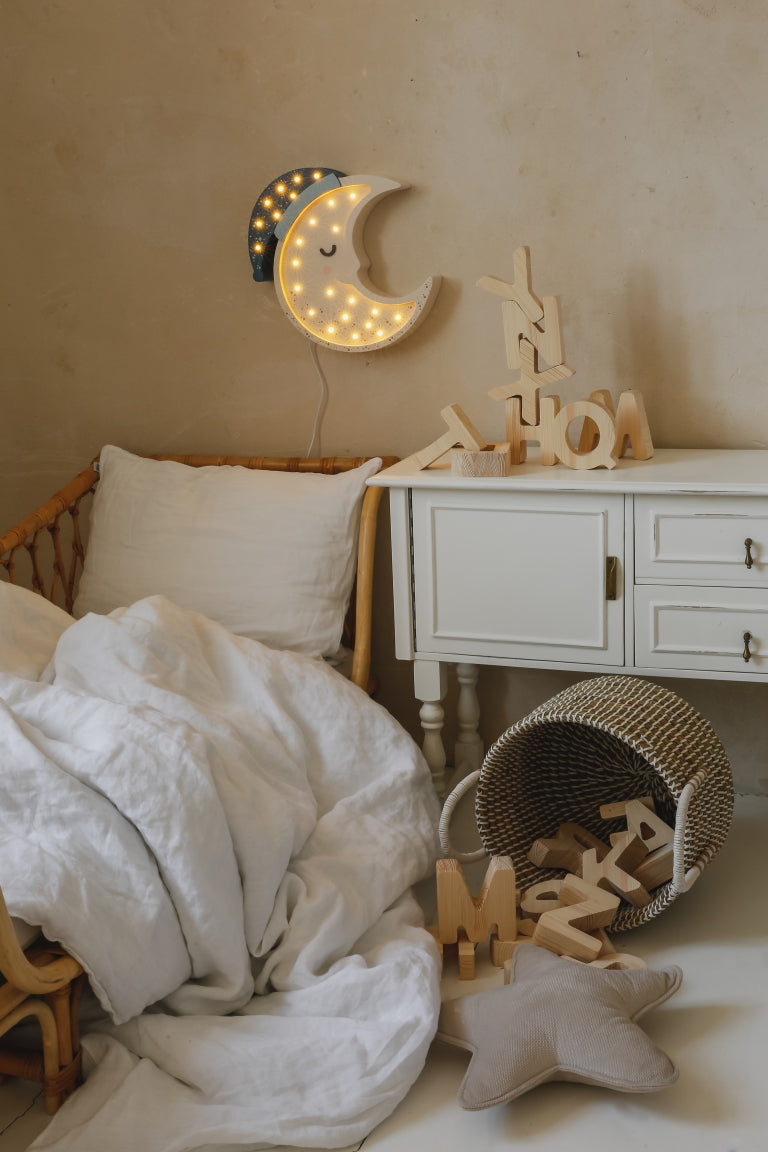 Little Lights, Yövalo, Moon, Midnight Blue