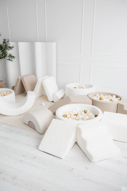 Monio, Sea of ​​Balls, Teddy Beige