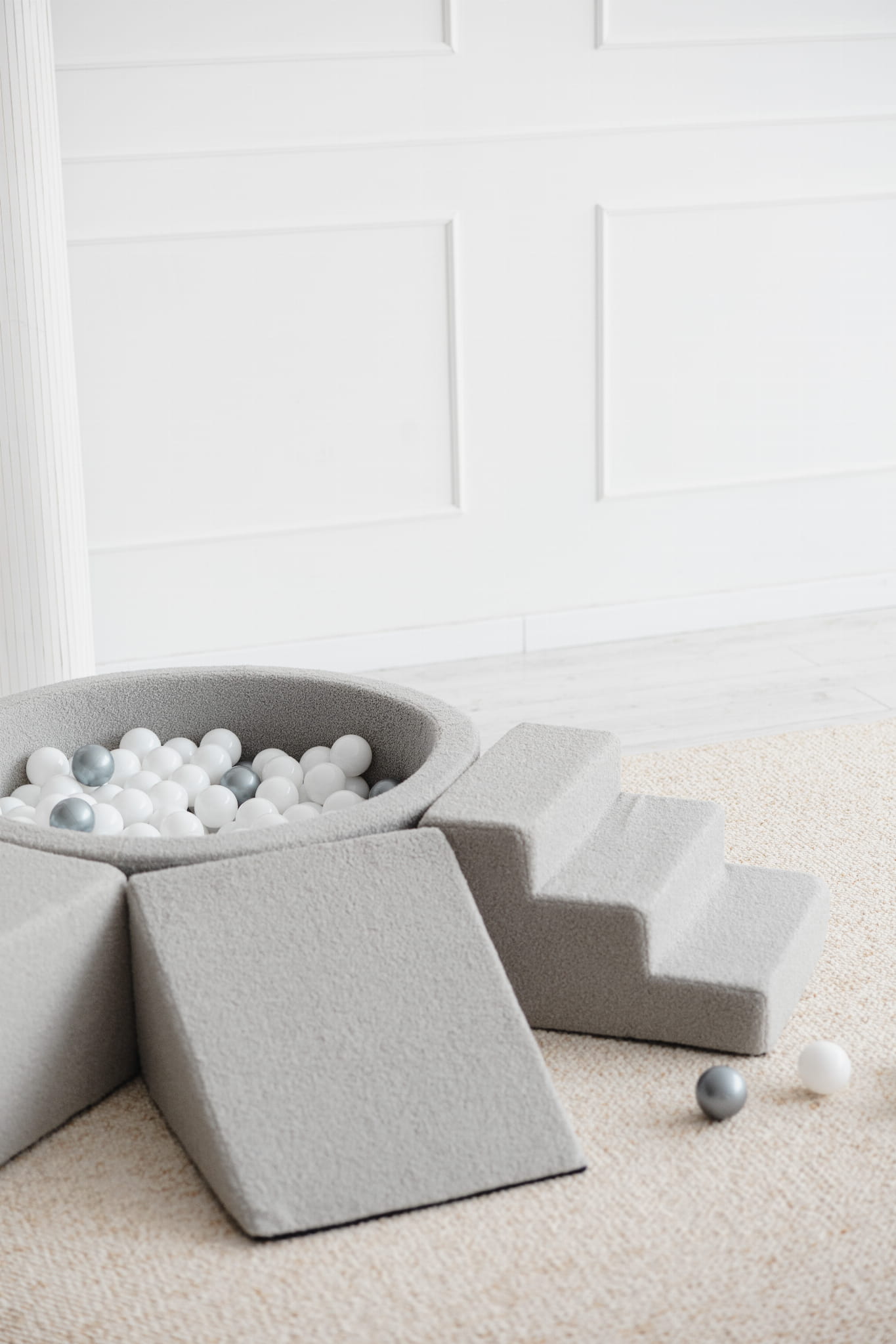 Play module + Sea of ​​balls, Beige