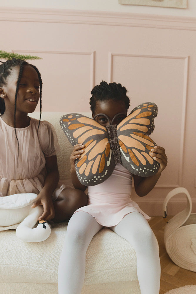 Swan Lake, Sisustustyyny, Butterfly