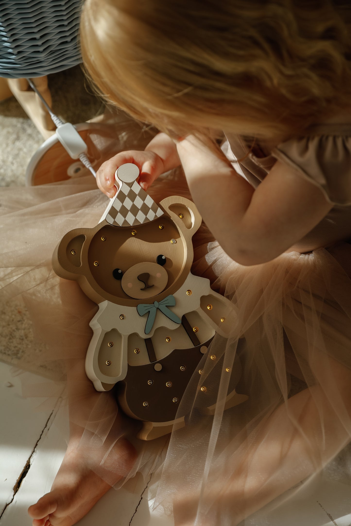 Little Lights, Yövalo, Theodore The Bear, Chocolate Brown