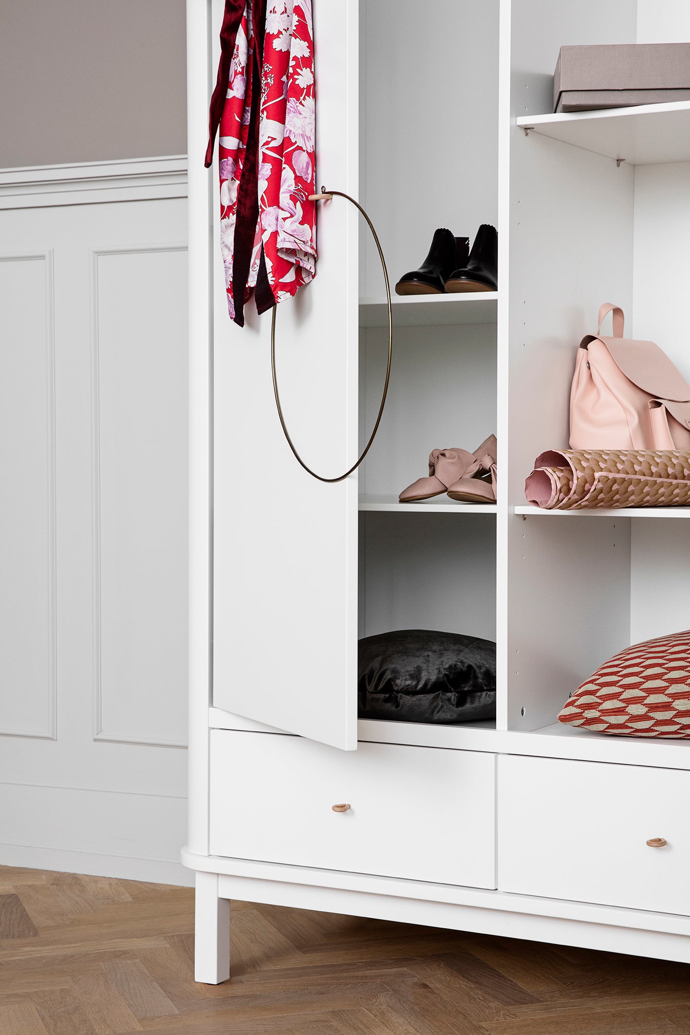 Oliver Furniture, Wood, Vaatekaappi 3 ovea, White