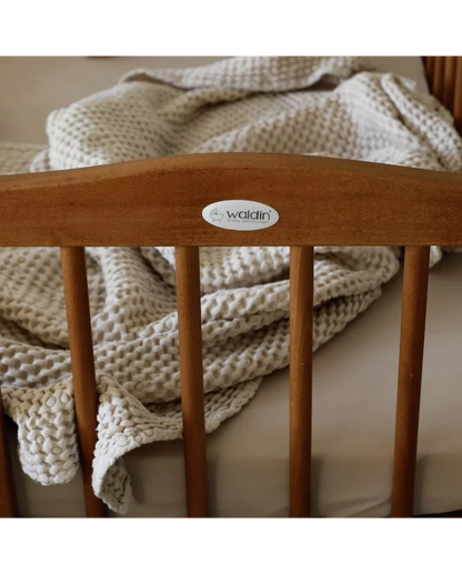 Waldin, Kehto 2-in-1 + Patja, Walnut
