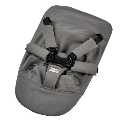 Leander Louie, Vastasyntyneen Istuin, Cool Grey