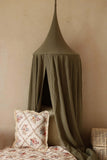 Matuu Vuodekatos, Green Muslin