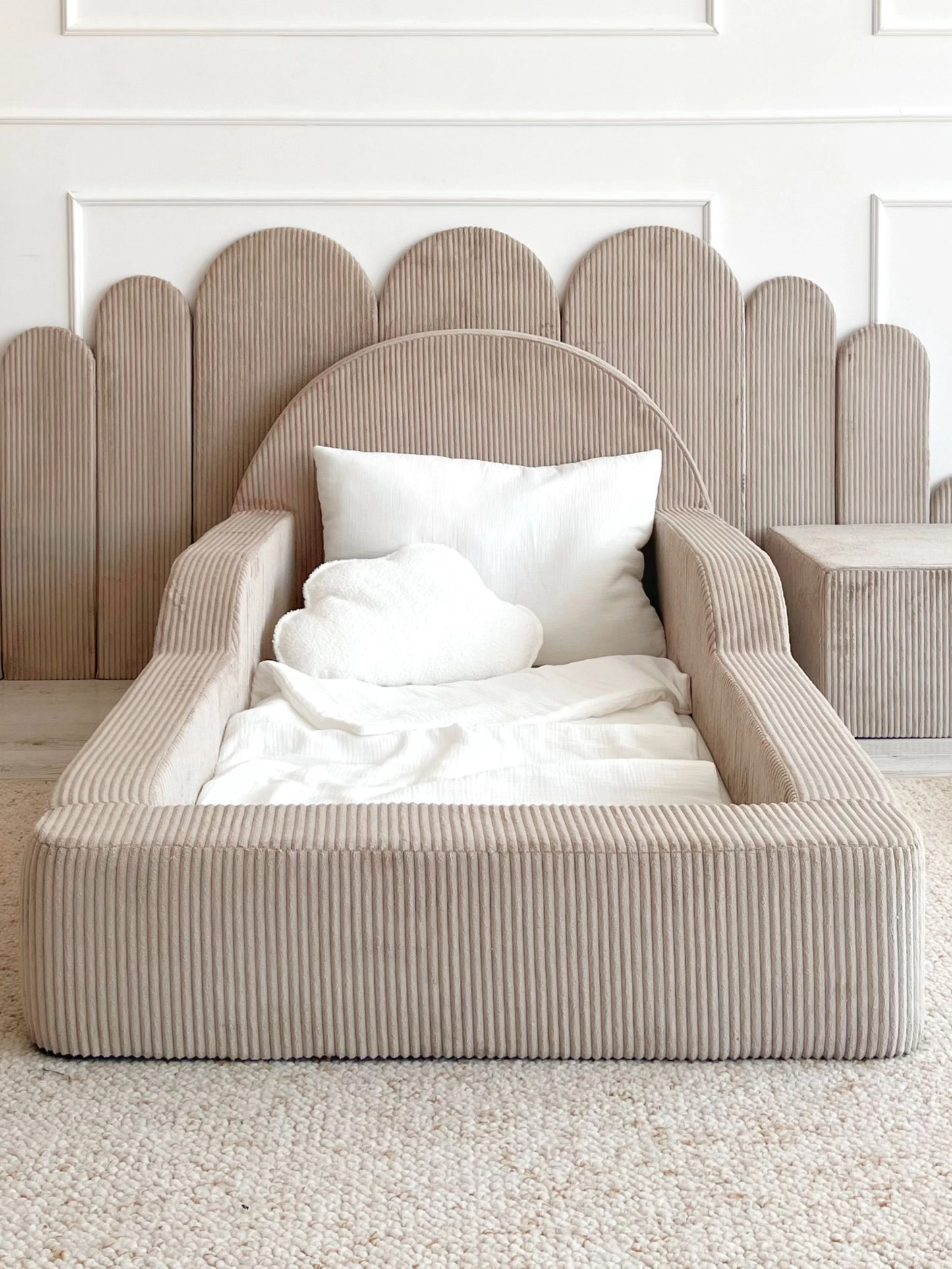 Monio, Montessori Juniorisänky&Patja 70 x 140, Velvet Beige