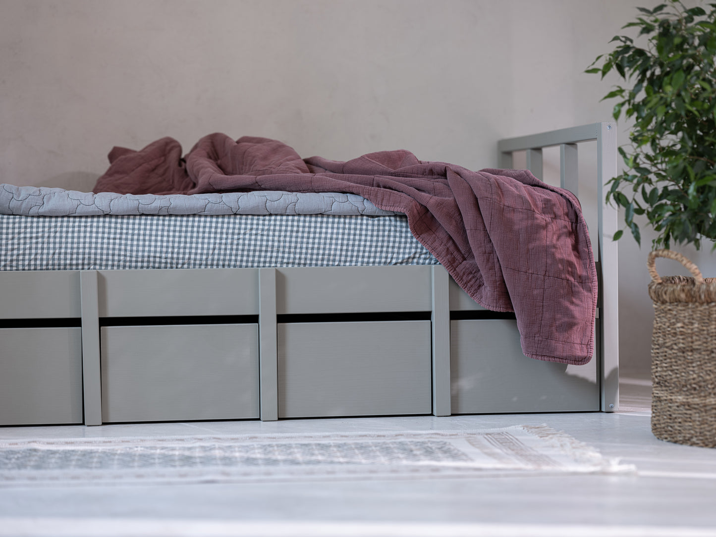 Wood Luck Design, Säng &amp; Förvaring 90x200 cm, Tweens Eukalyptus