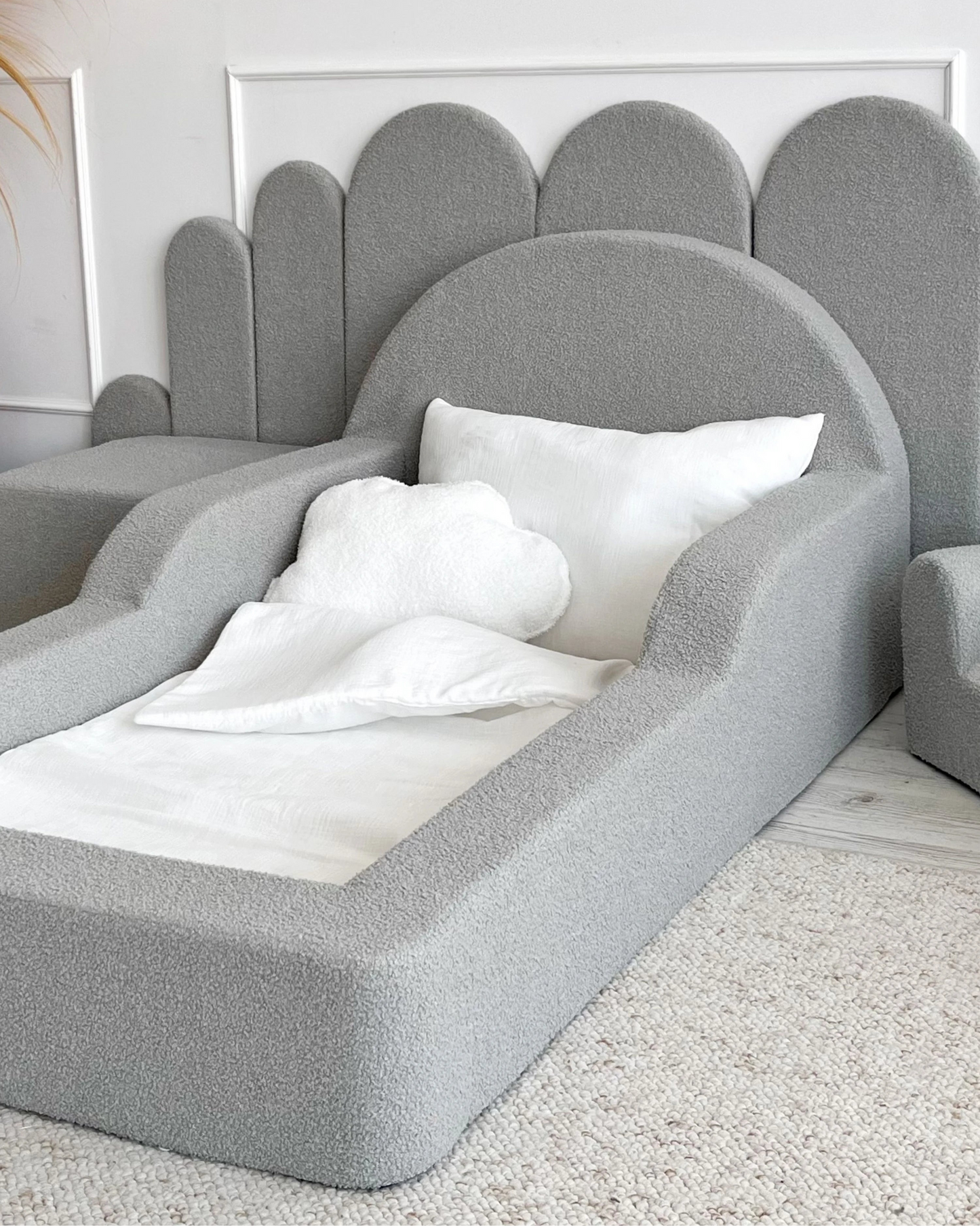 Monio, Montessori Juniorisänky&Patja 70 x 140, Boucle Grey