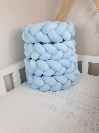 Kantstoppning Letti, Sammetsblå