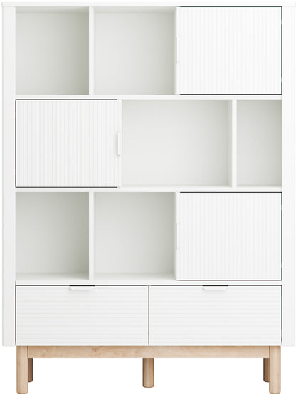 Pinio, Miloo Kirjahylly, White