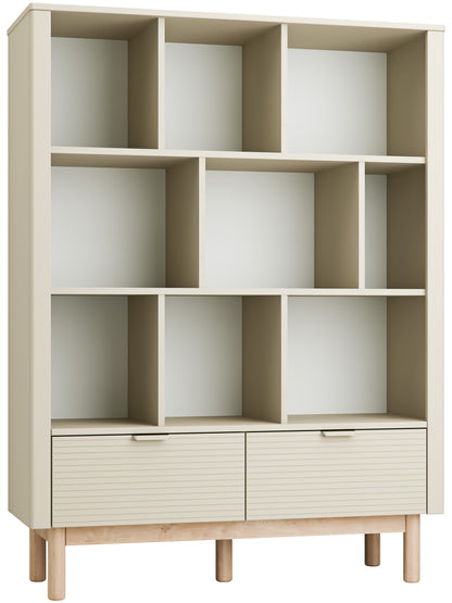 Pinio, Miloo Kirjahylly, Champagne