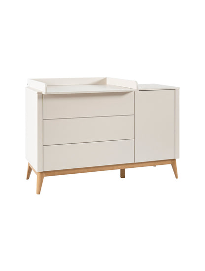 Pinio, Seth Senkki, Champagne