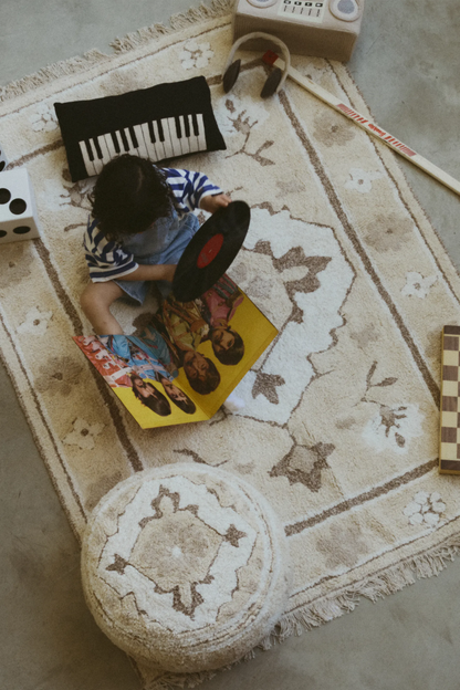 Music Studio, Pestävä Matto, Persian Natural, (Eri kokoja)
