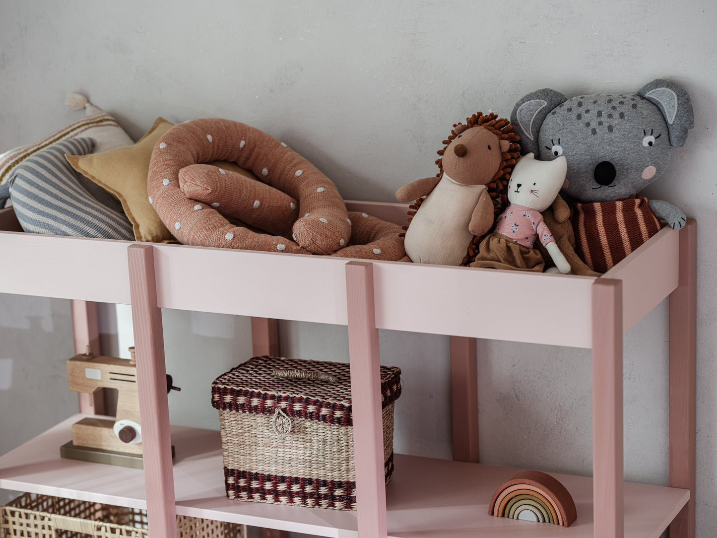 Wood Luck Design, Bookshelf, Tweens Pink