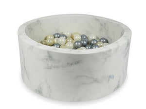 Moje Pallomeri, Marble