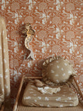 Matuu Childhood Dreams, Tapetti
