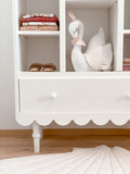 Kirjahylly Babushka, White