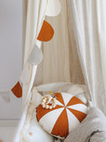 Moi Mili Vuodekatos, Cream Circus